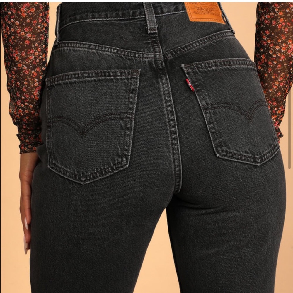 Levi’s 70’s High Flare Jeans Size 26 NWT